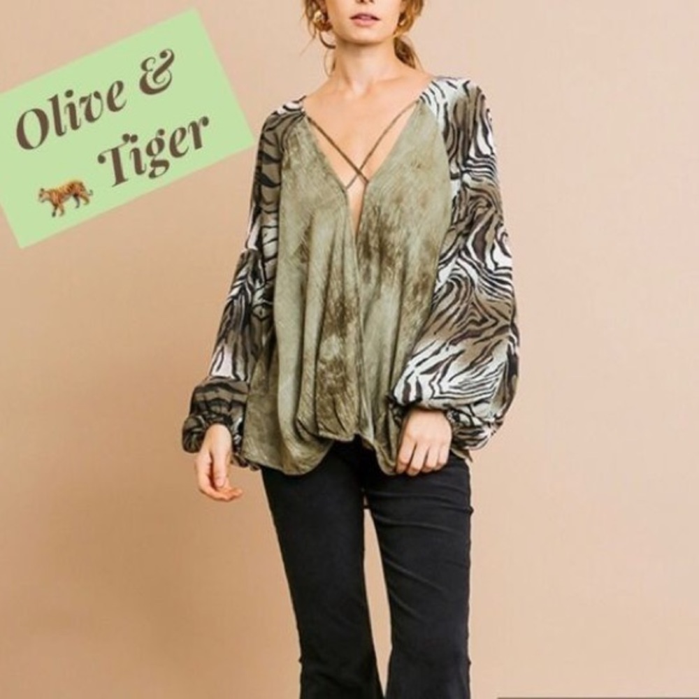 Umgee‎ Olive & Tiger Criss Cross Crossover Mixed Media Blouse